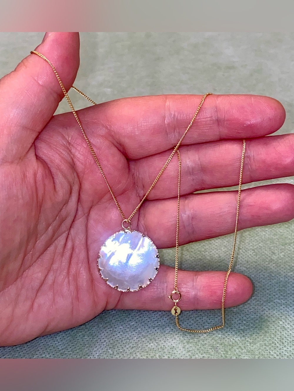 Italian sterling silver necklace with Mother of Pearl pendant